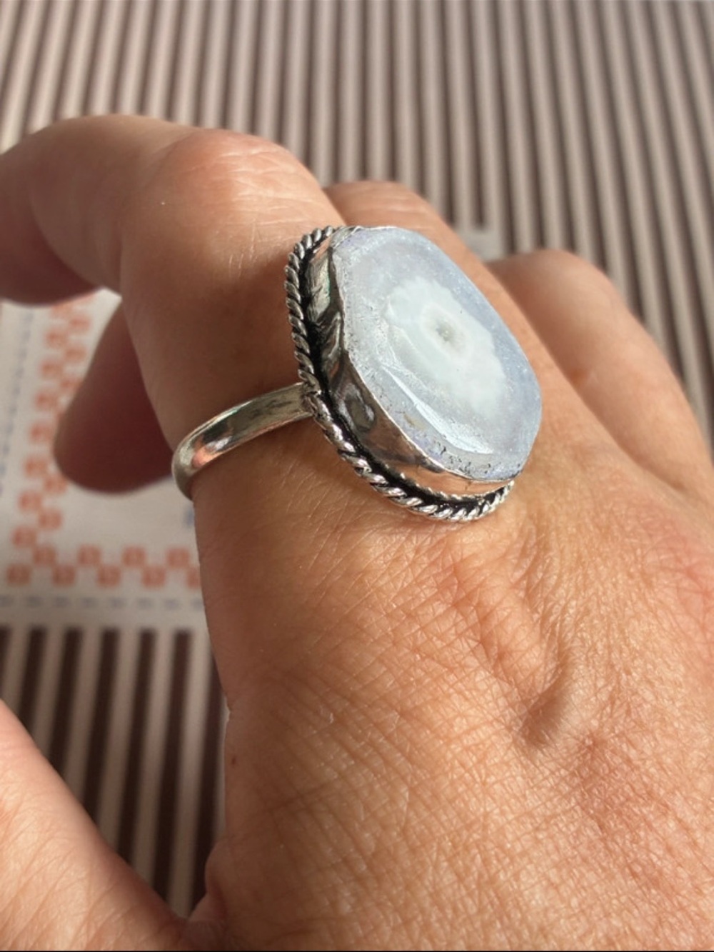 ❗️FIRM SALE❗️925 Silver Solar Quartz Vintage STYLE Ring 10.5 - Picture 2 of 3
